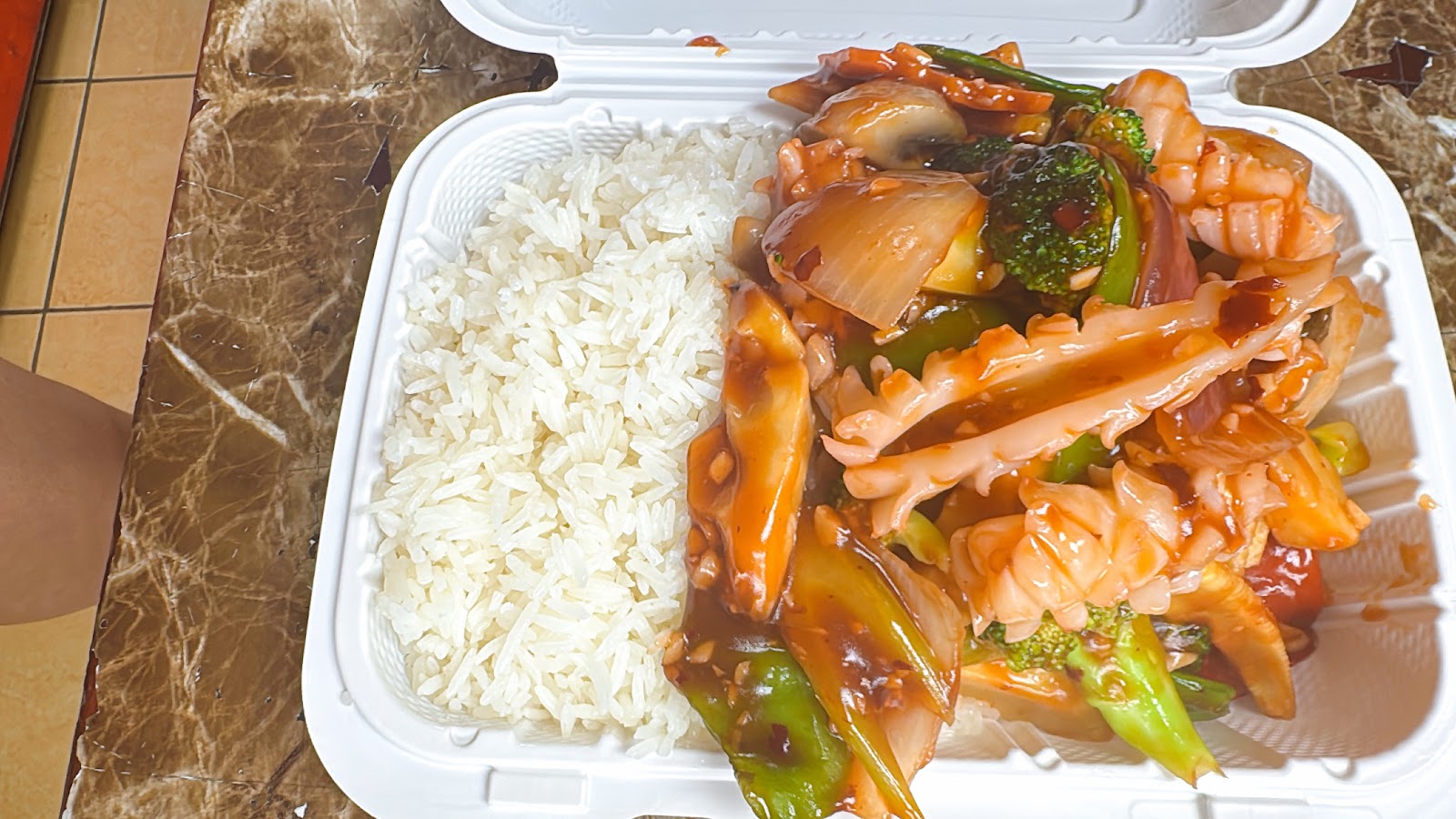 Chef Hong Kitchen